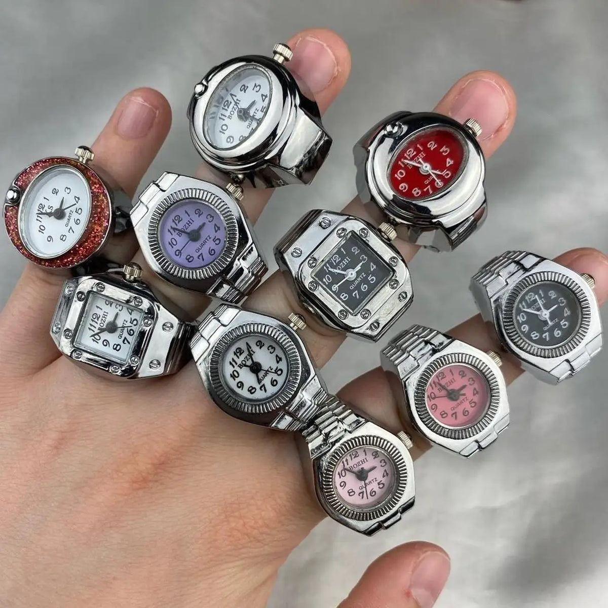 Anillos Reloj Vintage – Estilo Retro y Elegancia Urbana